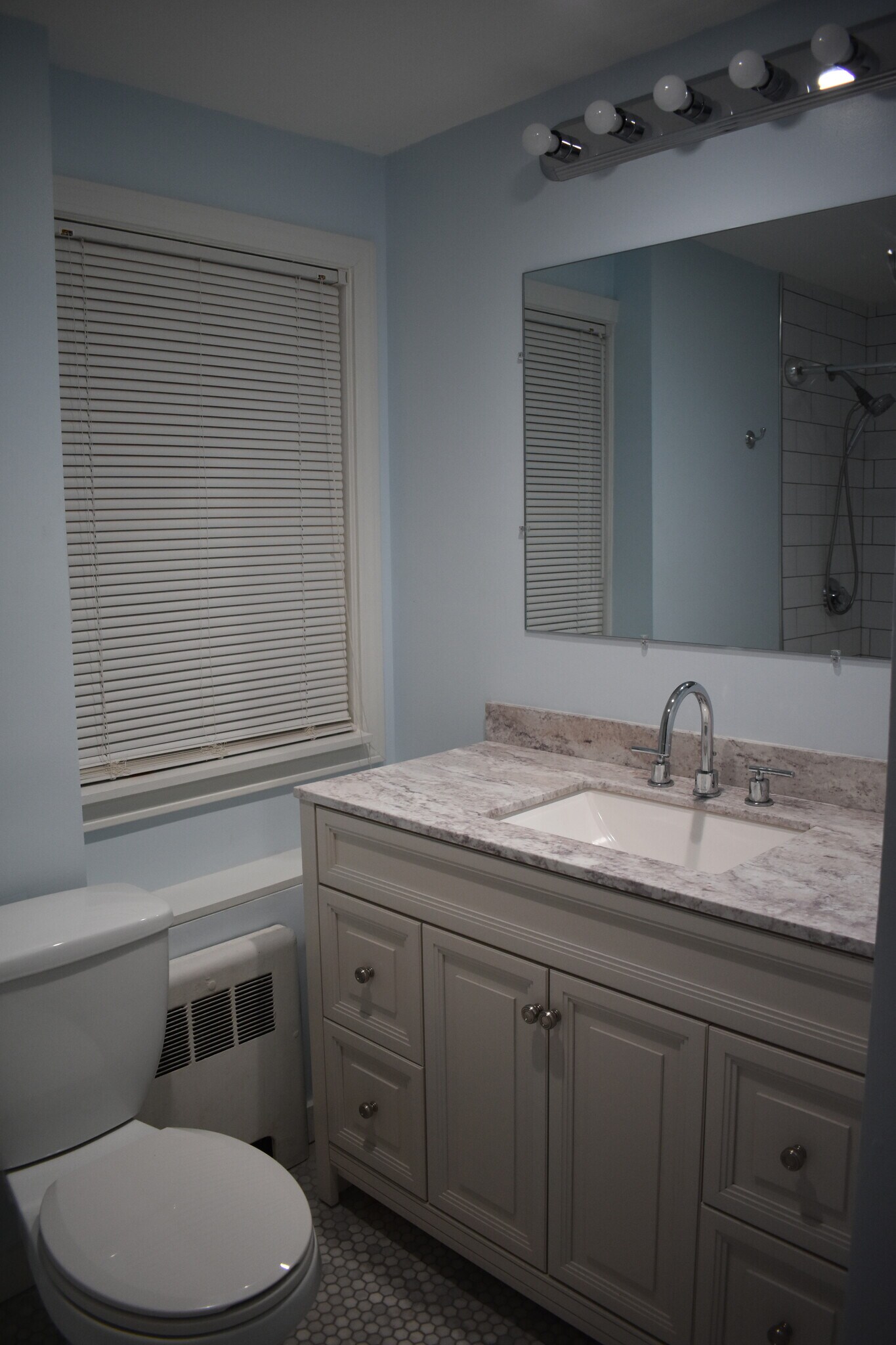 Building Photo - 129 Bradstreet Ave