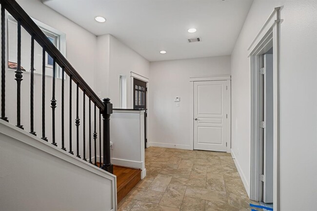 Building Photo - 5743 Kansas St