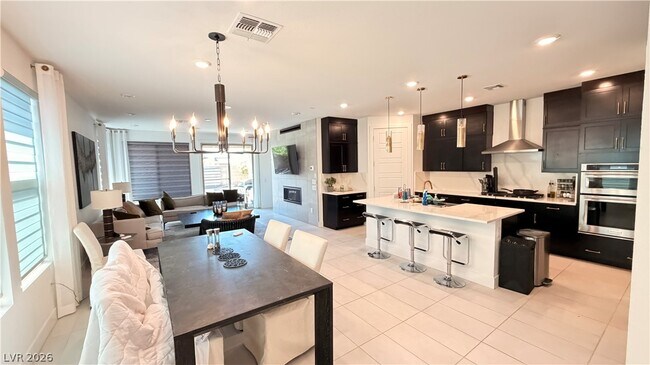 Building Photo - 6589 Songfest St