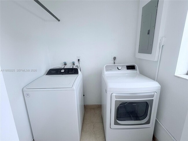 Building Photo - 5785 W 16th Ln