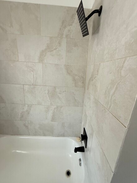 Bathroom - 11327 Littlefield St