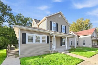Building Photo - 38-42-42 E Xenia Ave