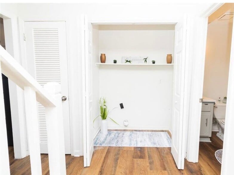 Building Photo - 3100 Duvall Pl