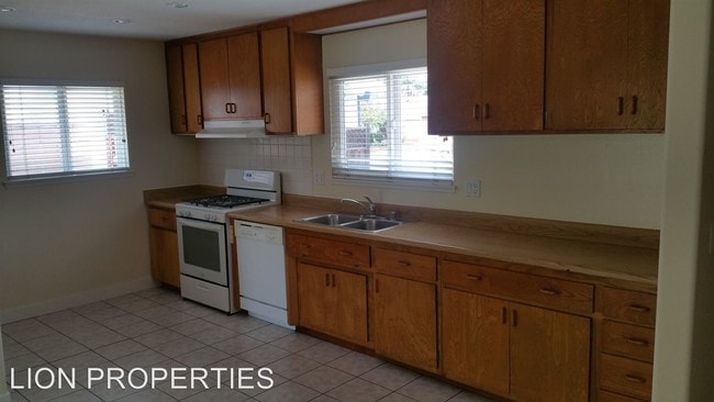 Building Photo - 4 br, 2 bath House - 8402 FRIESLAND DRIVE