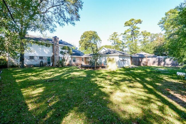 Building Photo - 5731 Old Lodge Dr