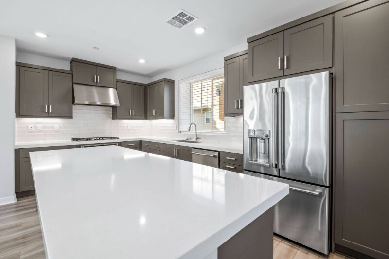 Building Photo - 45 Stetson St