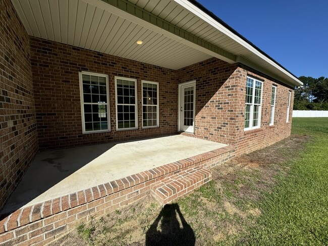 Building Photo - 134 Sunfield Sta Dr