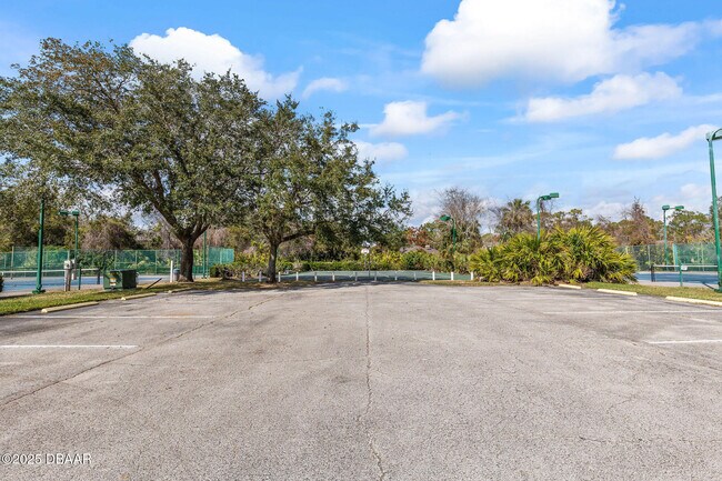 Building Photo - 16 Forest View Way