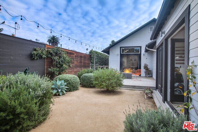 Building Photo - 663 San Juan Ave