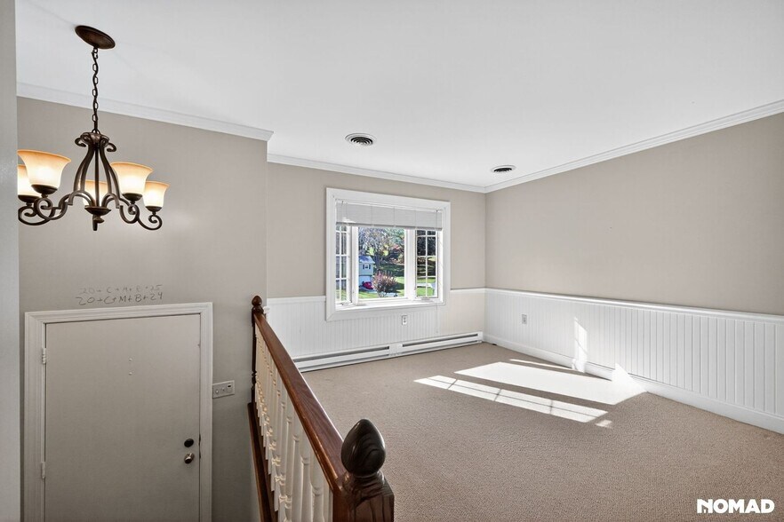 Building Photo - 25 Locust Cir