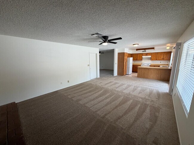 Building Photo - 5102 E Bannock St