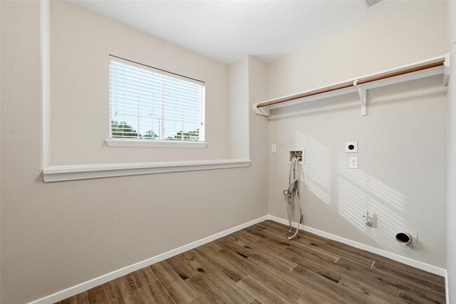 Building Photo - 3711 Slocom Dr