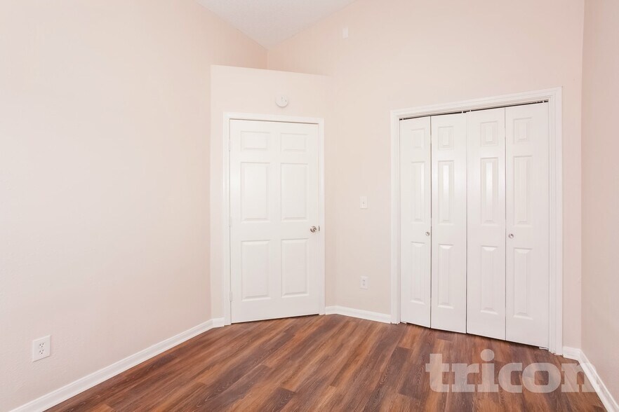 Building Photo - 3103 Kelling St