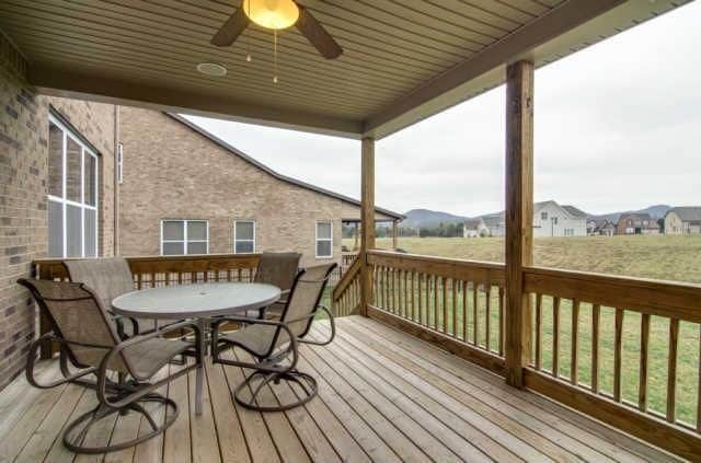 Building Photo - 3 bedroom, 2.5 bath home in Bent Creek