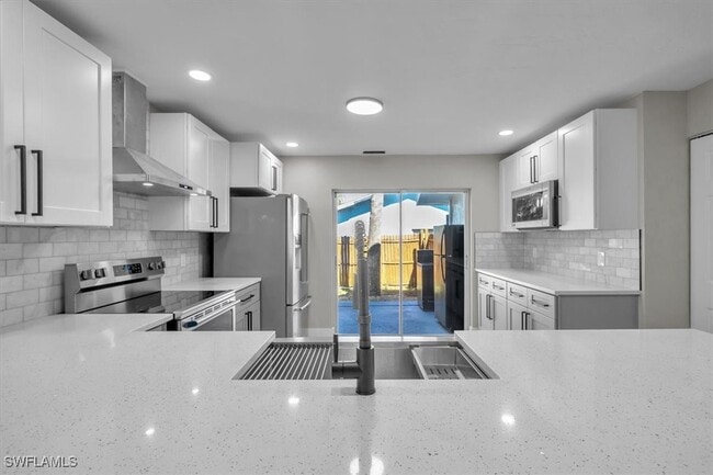 Building Photo - 27630 Wisconsin St