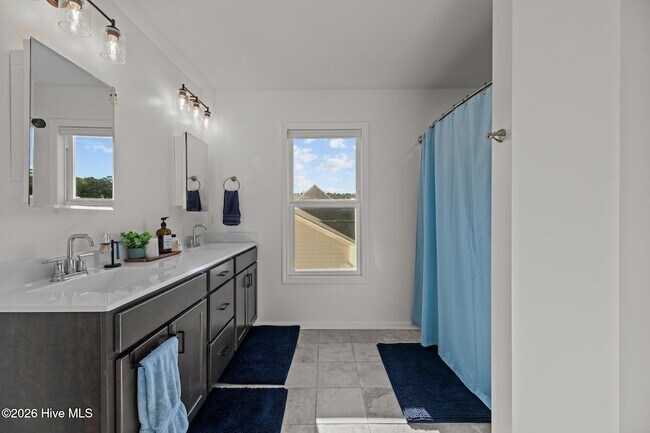 Building Photo - 109 Station Yard Rd