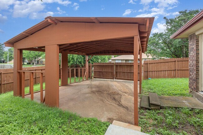 Building Photo - 3013 Timothy Ln