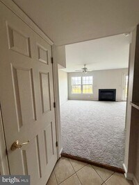 Building Photo - 156 Sparrow Rd