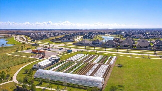 Building Photo - 2823 Orange Leaf Dr