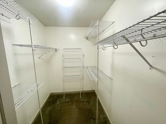 Building Photo - 3/2 For Rent in Germantown School District!