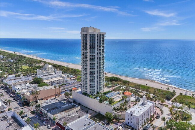 Building Photo - 7330 Ocean Terrace