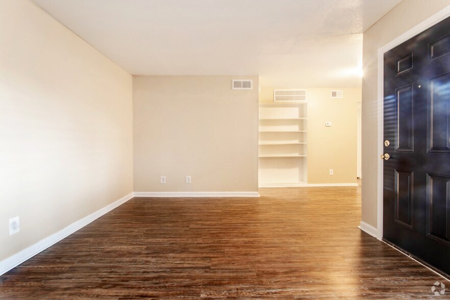 Living Room - Tidwell Park Apartments