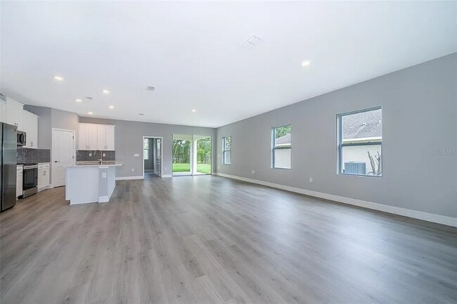 Building Photo - 5574 SW 128th Pl
