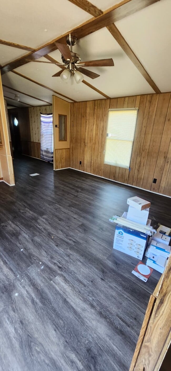 Building Photo - 8364 Cedar St