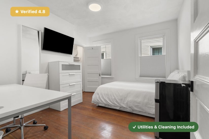 Building Photo - Furnished Bedroom in Jamaica Plain