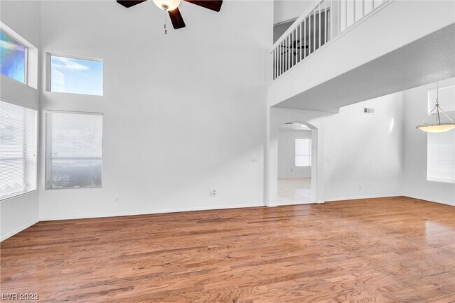 Building Photo - 8366 Drop Camp St