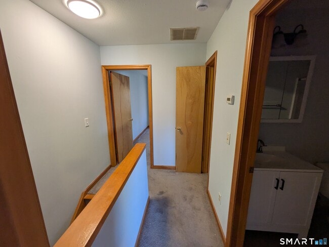 Building Photo - 998 Campbell Ave