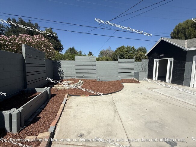 Building Photo - Nice Home For Rent
