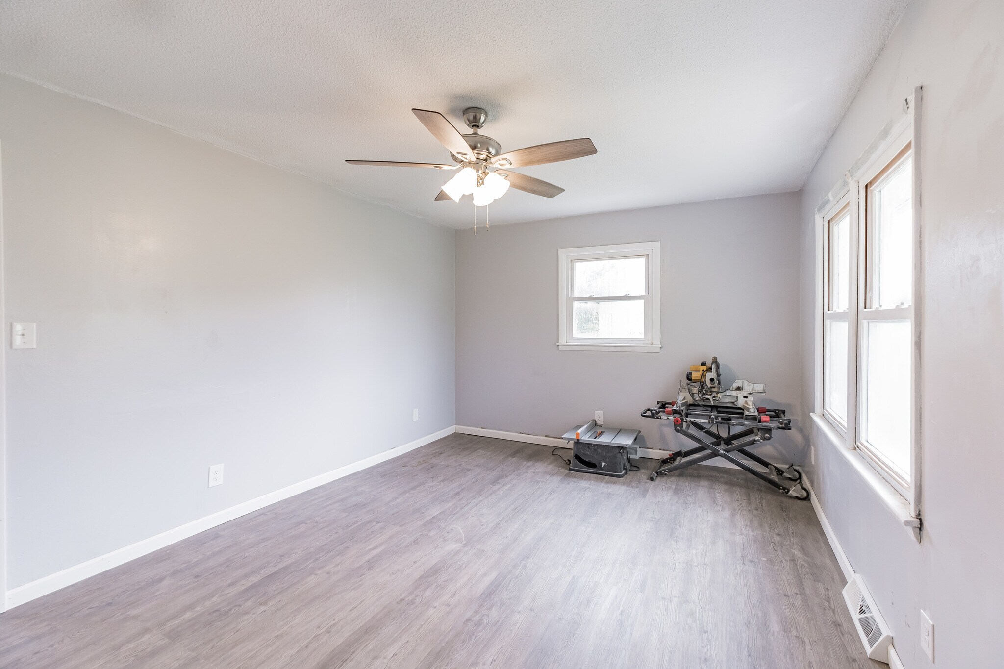 Building Photo - 219 New Hope Rd