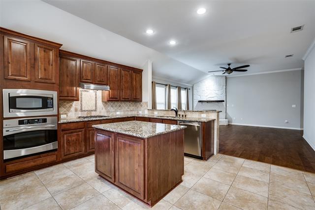 Building Photo - 1628 Falconet Ct
