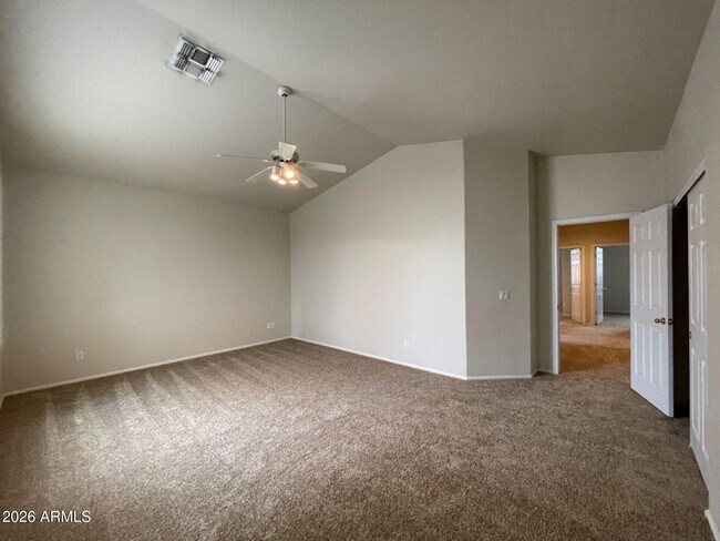 Building Photo - 7140 E Medina Ave