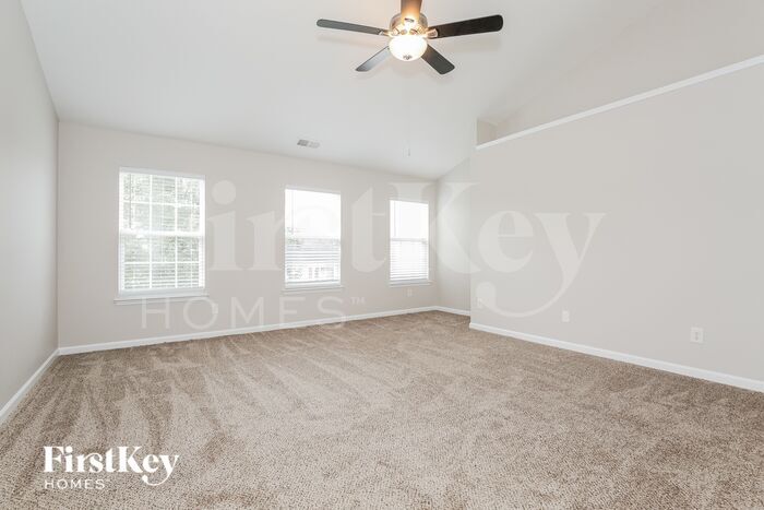 Building Photo - 3969 Creekmoore Dr