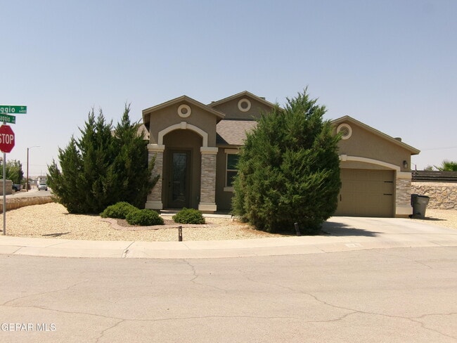 Primary Photo - 6445 Villaggio Dr