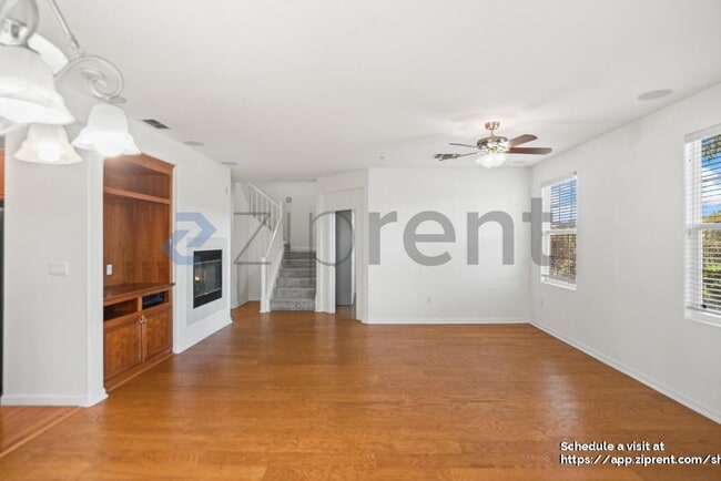 Building Photo - 812 Joree Ln