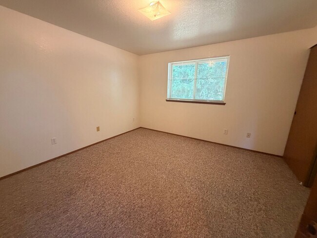 Building Photo - 4305 88th St NE