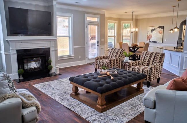 Building Photo - 718 Porter Ln