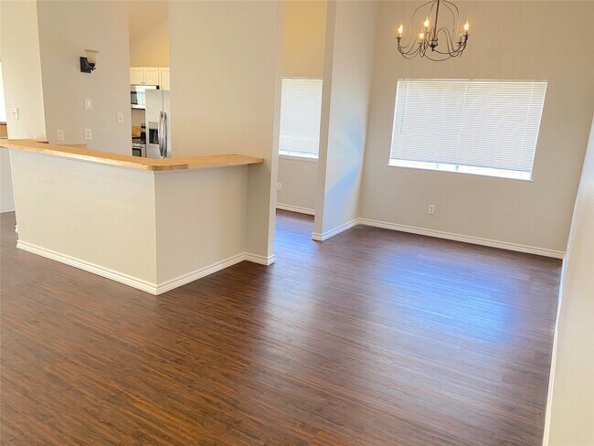 Building Photo - 2414 Woven Wood Ln