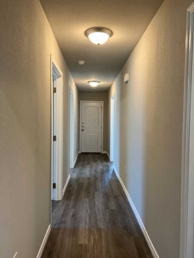 Building Photo - 2876 Melissa Ln