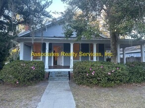 Building Photo - Totally Remodeled Vintage Home - FULLY FURNISHED!!!