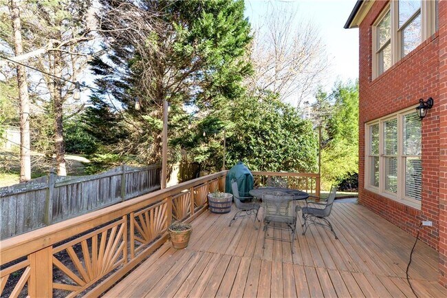 Building Photo - 265 Windsor Gate Cove NE