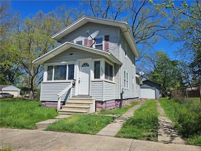 Primary Photo - 1201 Smithfarm Ave