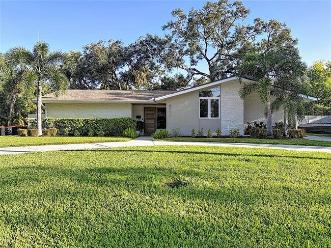 Primary Photo - 4711 W Estrella St
