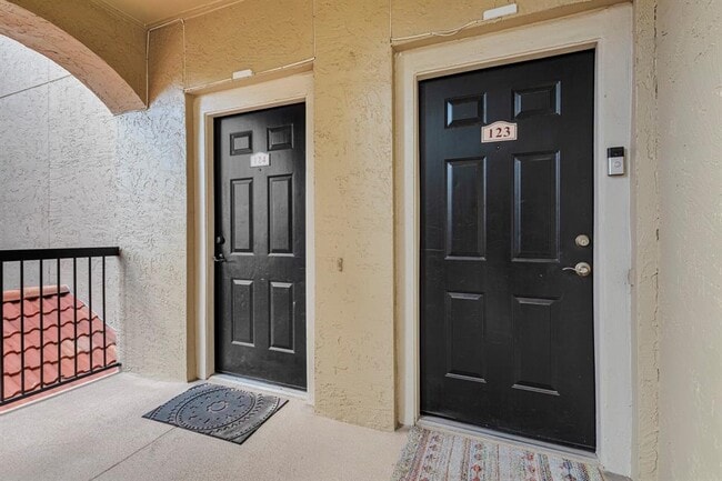 Building Photo - 9525 N Capital of Texas Hwy