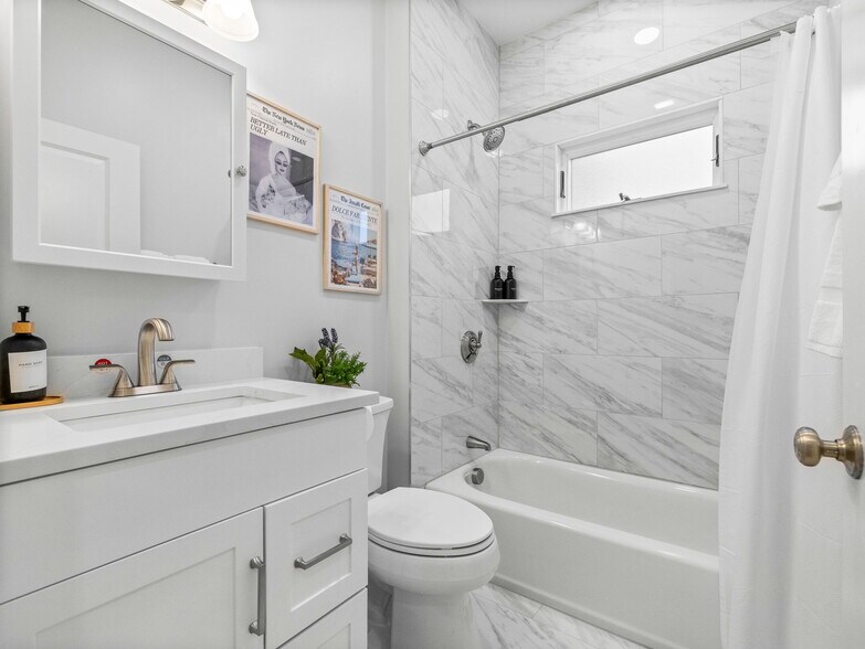 Building Photo - 1 Central Sq