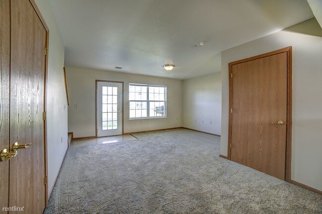 Building Photo - 2 br, 1 bath Apartment - Raystown Crossing