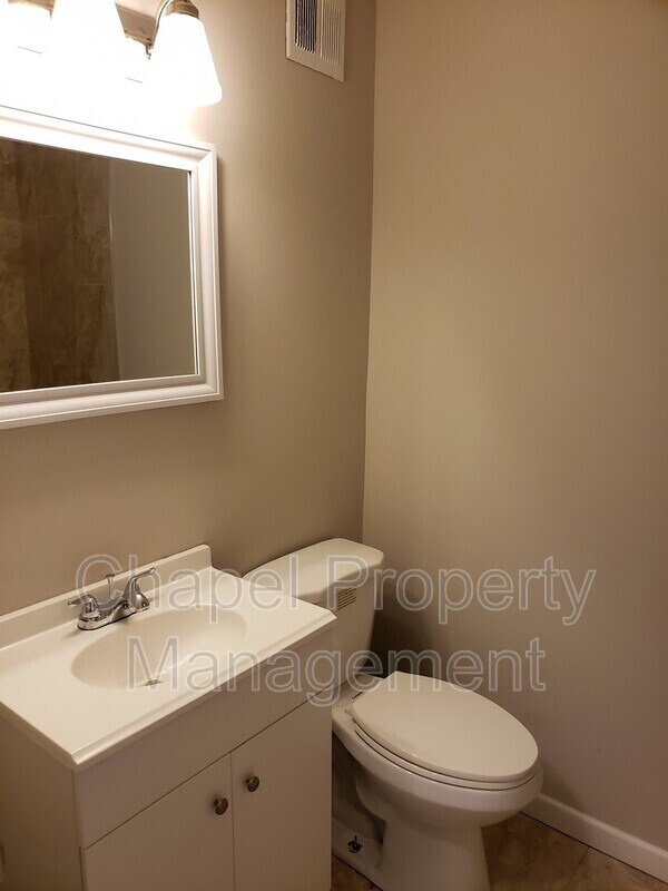 Building Photo - 4063 Balwynne Park Rd